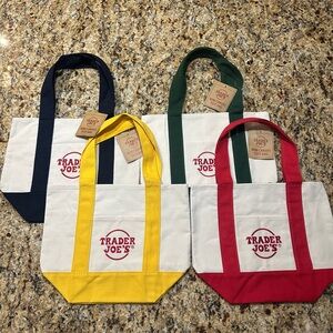 NWT Trader Joe's Canvas Mini Tote Bags Set of 4 Full Set!